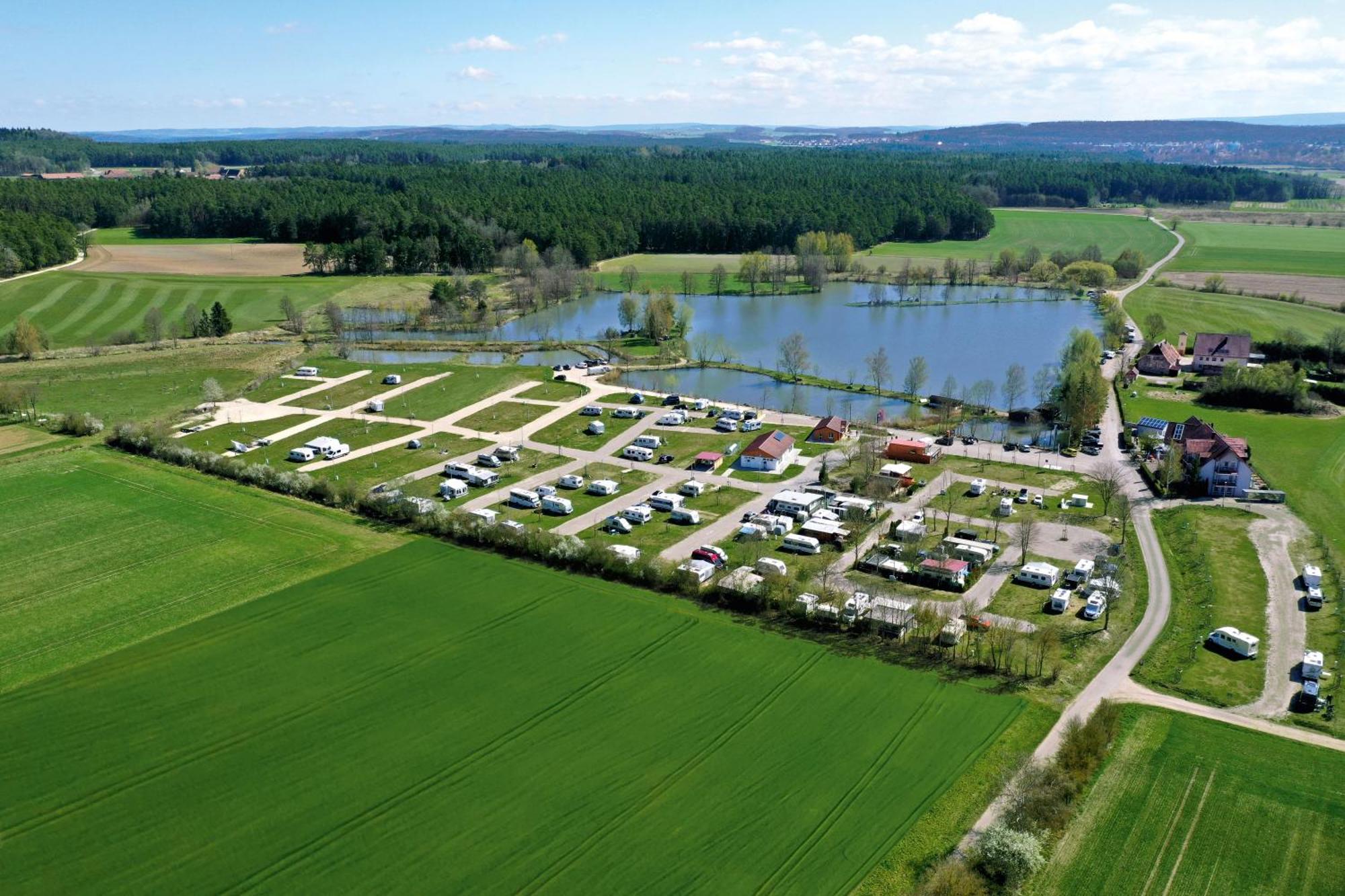 Hotel Reich Am Schnackensee Gunzenhausen Exteriör bild